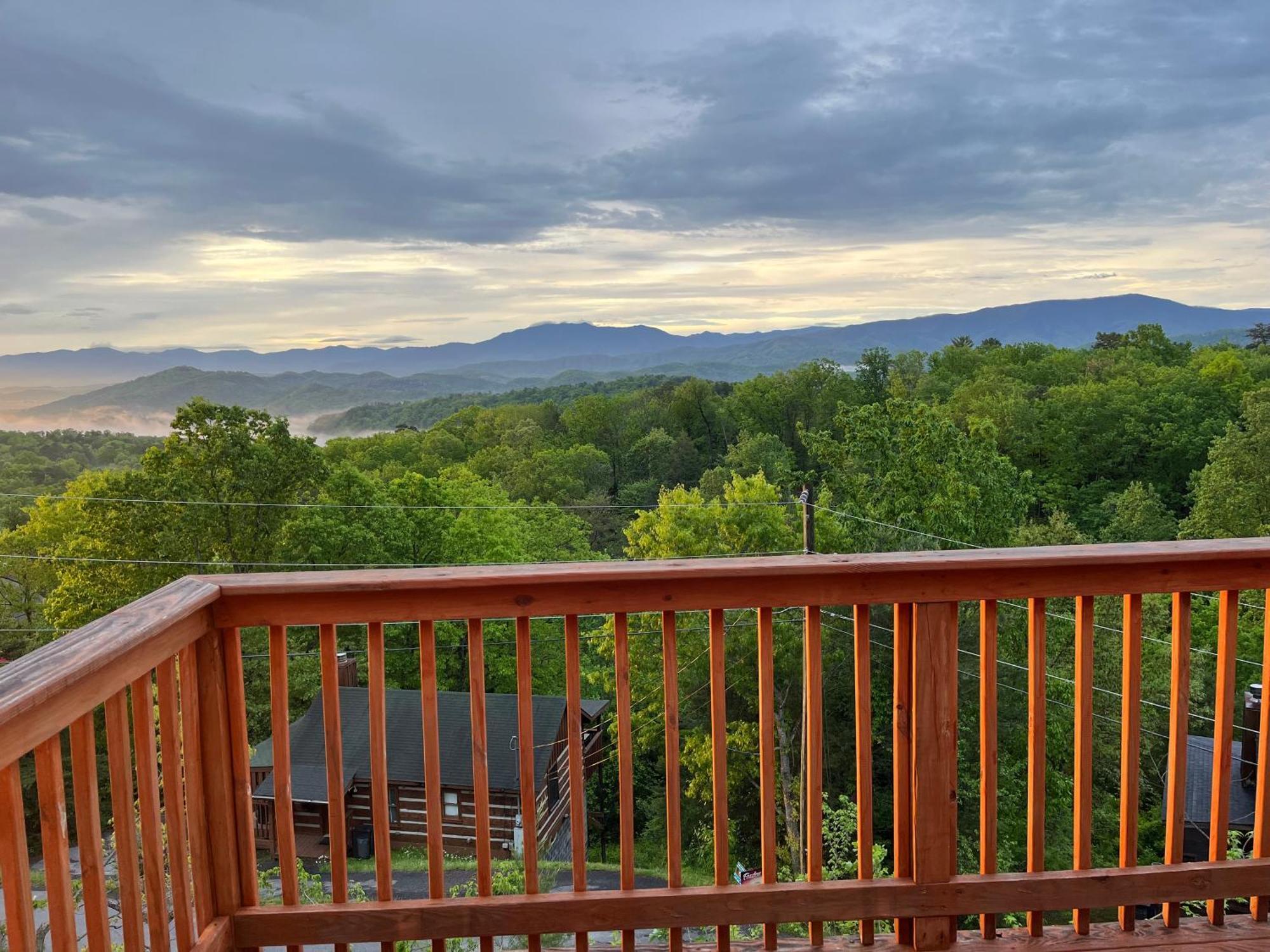 Villa A Walk In The Clouds By Eden Crest à Sevierville Extérieur photo
